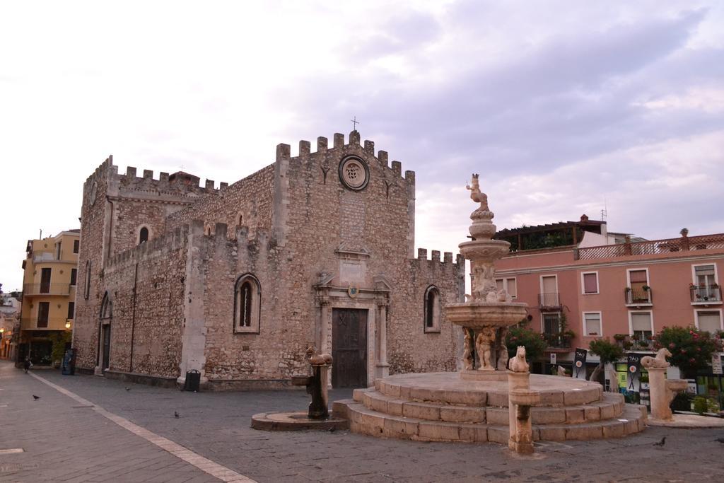 Charming Place Taormina Exterior foto